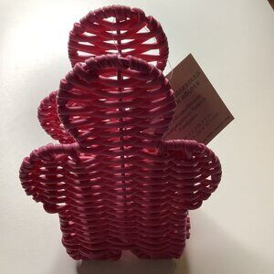Pink 6’ Rattan Gingerbread Man Napkin Holder. New With Tags.